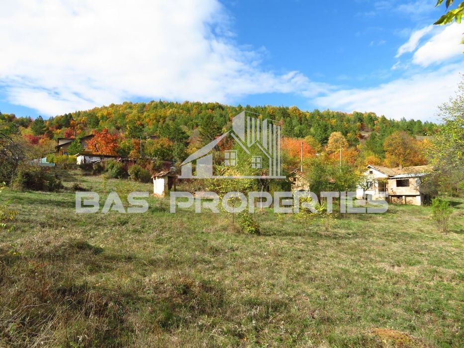 Парцел в София, област-с.Реброво площ 2727