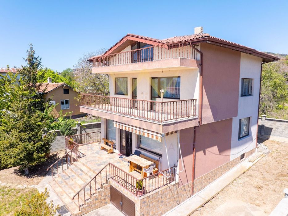 Продава се Къща в Варна, м-т Св. Никола - 209 кв.м за 2154 €/кв.м - Снимка #3