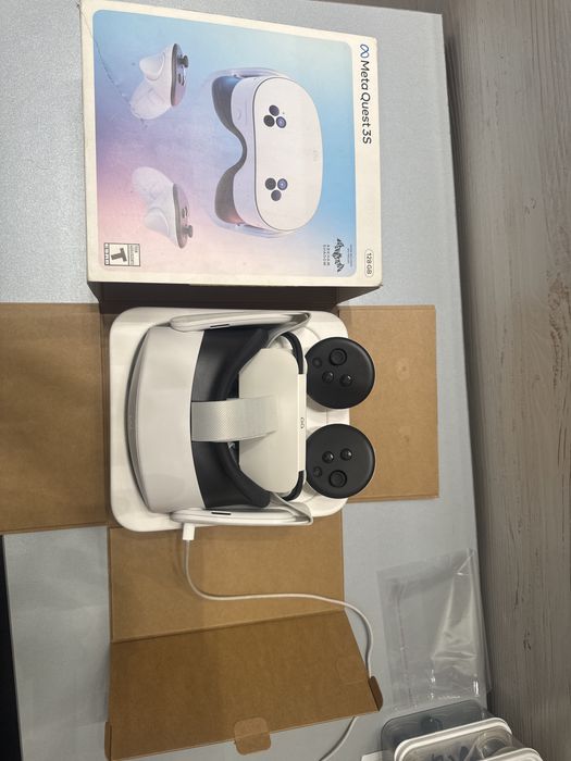 New! Meta quest 3 S 128 GB b/u