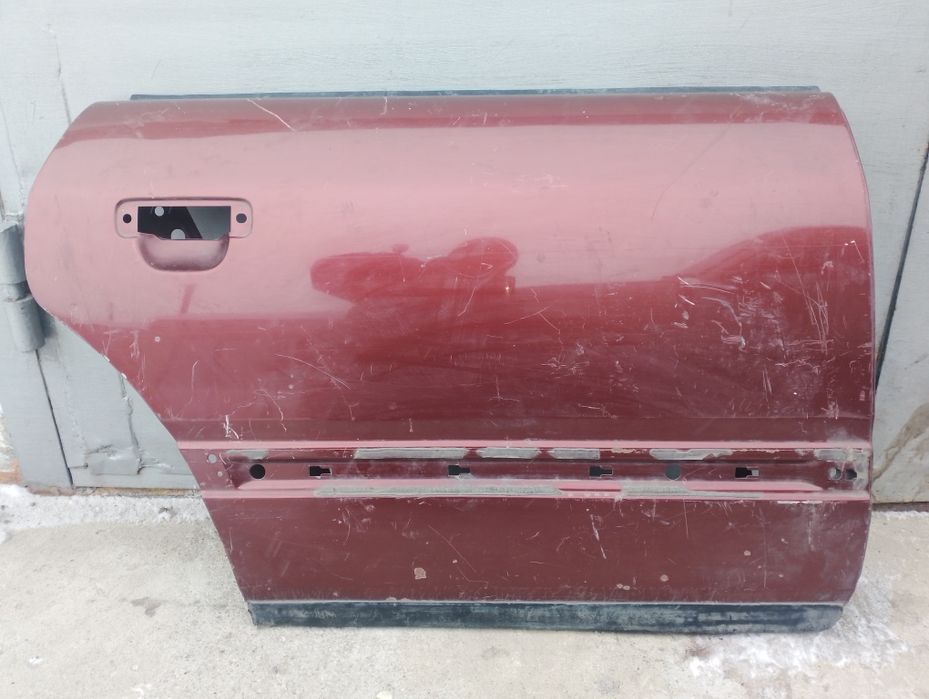 Дверь Ауди С4 зад правая