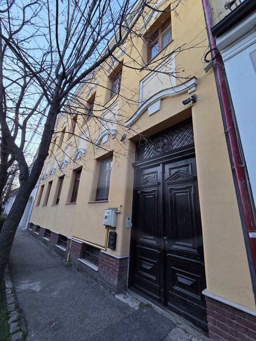 De vanzare apartament la casa Ultracentral