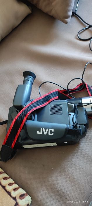 Видео камера JVC