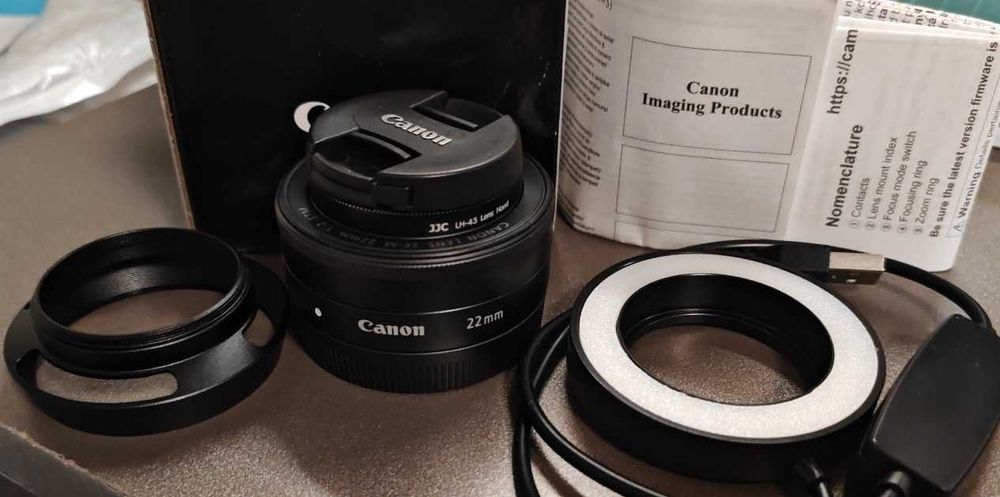 Canon M50 KIT cu obiectiv 18–150mm + accesorii