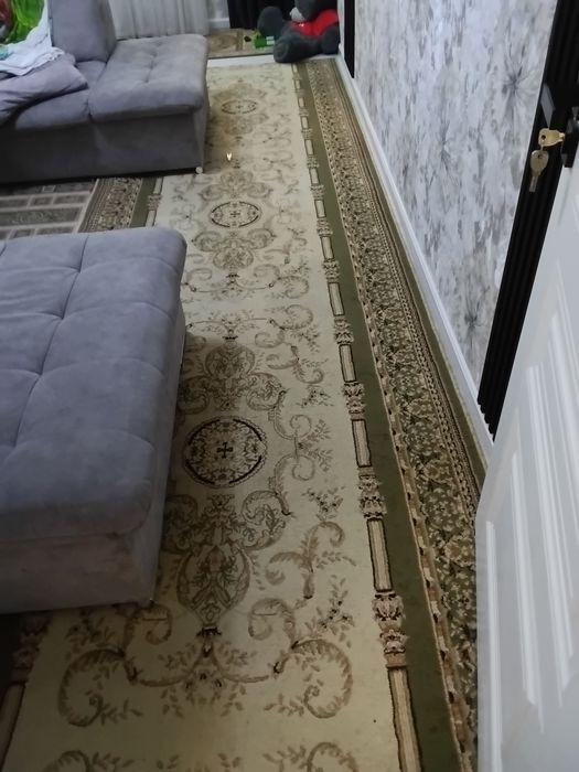 Gilamlar yo'lak uchun har xil o'lchamda