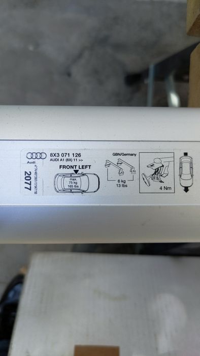 Audi A1 Оригинален багажник за покрив (напречни греди, релси, рейлинг)