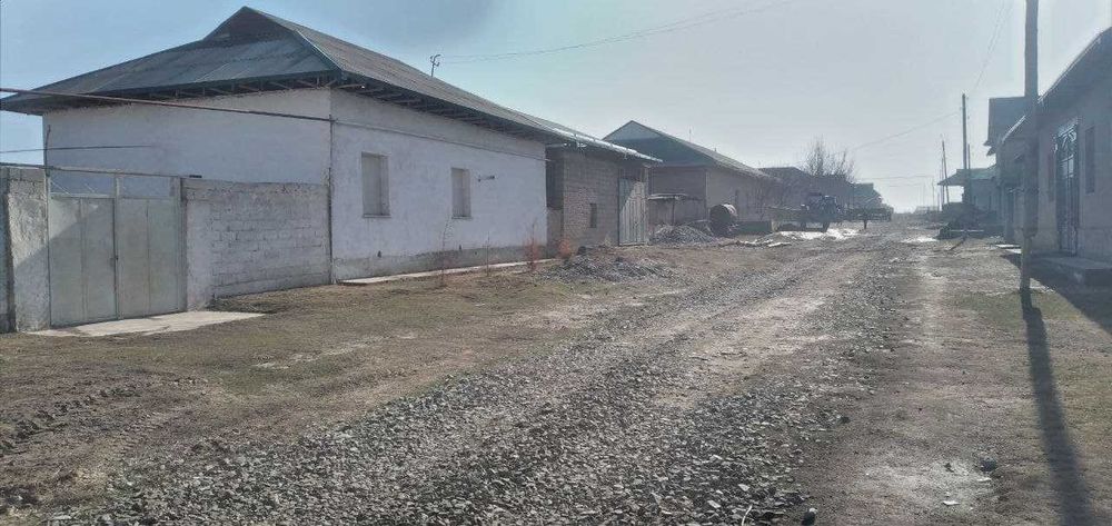 Уй жой ховли  сотилади