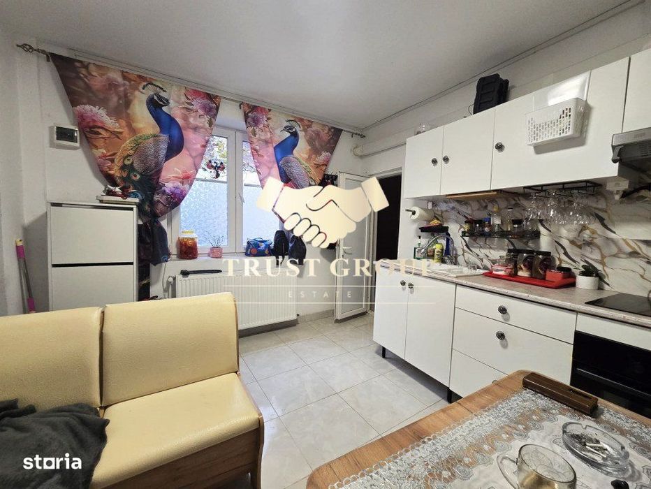 Apartament 2 camere | curte proprie