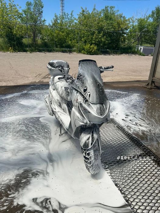 Скутер макси мофед