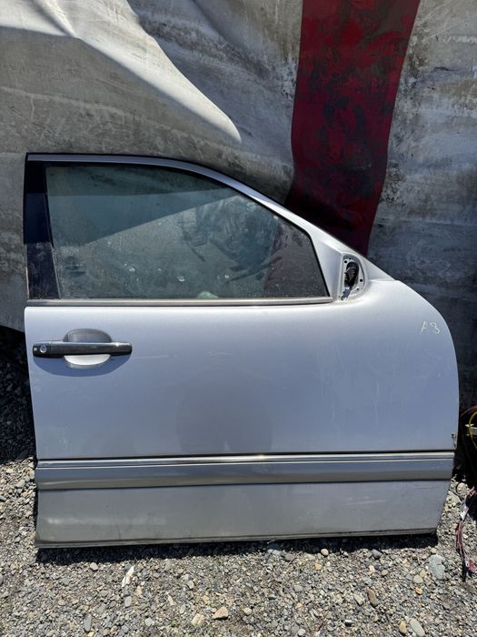 Дверь мерседес w210 w202 w140