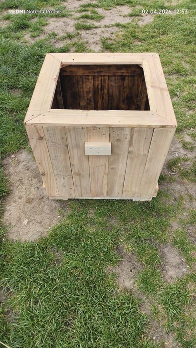 Jardiniera pentru flori