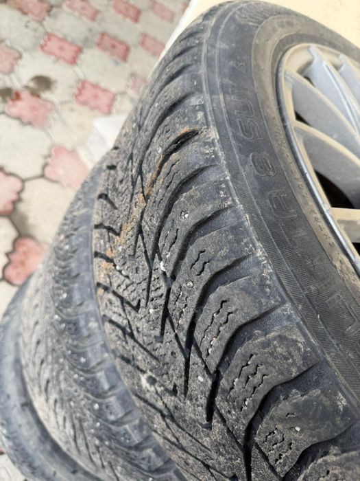 Продам Зимние шины с дисками