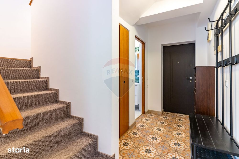 Vanzare Vila Familiala Azur Pipera, 4 cam 120mpu, curte mare, 2XP