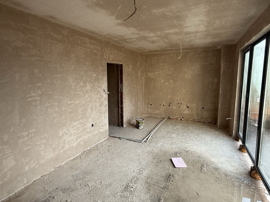 Продава се Тристаен апартамент в Търговище, Център - 105 кв.м за 518 €/кв.м - Снимка #6