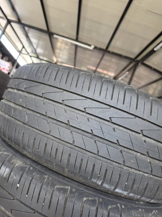 2 Броя 235/50/19 Hankook 5,9mm