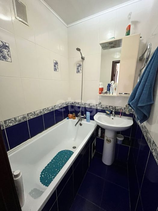 Продам 4ком.квартиру на Тургеньева