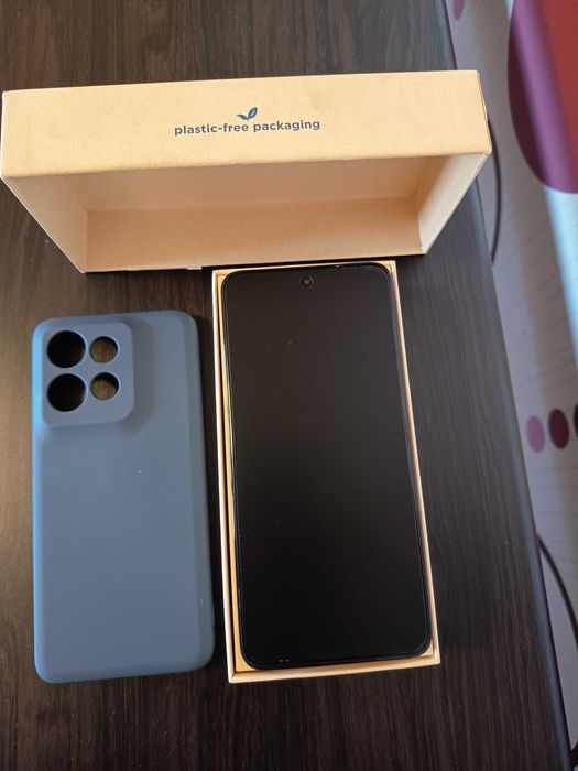 Telefon Motorola edge 50 neo 10 din 10 512 stocare 12 gig Ram.