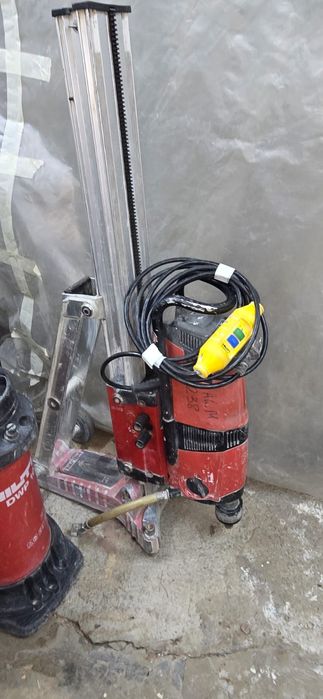 Алмазное сверление Hilti DD200