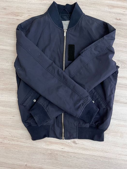 Продам куртку Zara