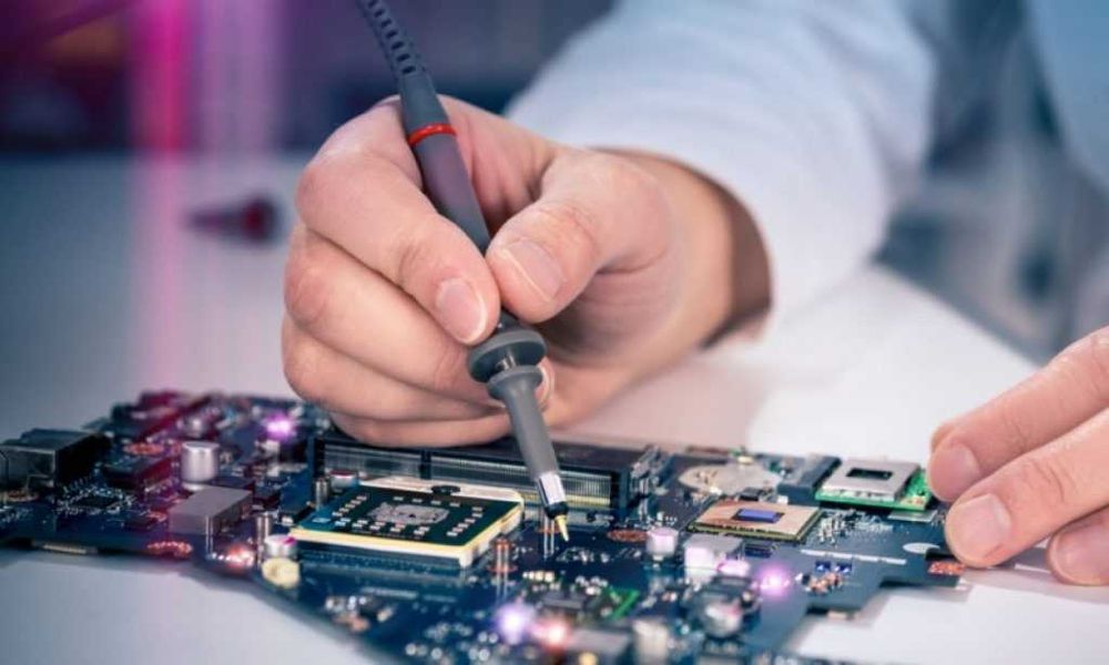 Услуги по ремонту ноутбуков, компьютеров и принтеров.