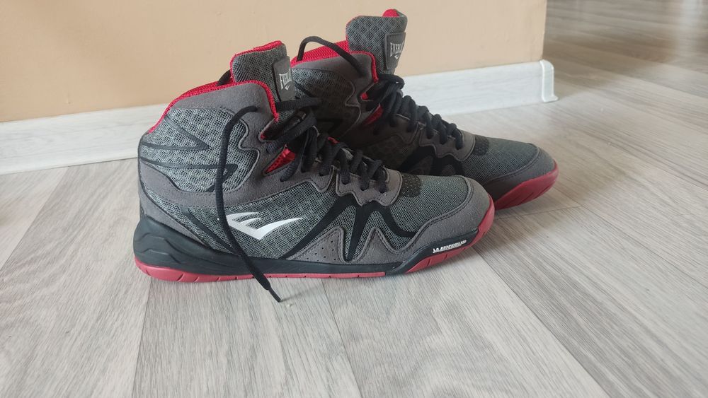 Кроссовки мужские