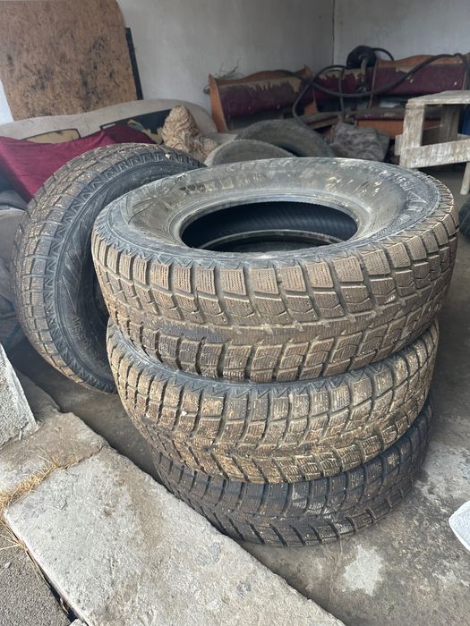 Зимний шины комплект