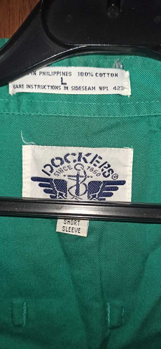 Продам рубашку Dockers