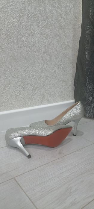 Туфли и сумка в отличном состоянии