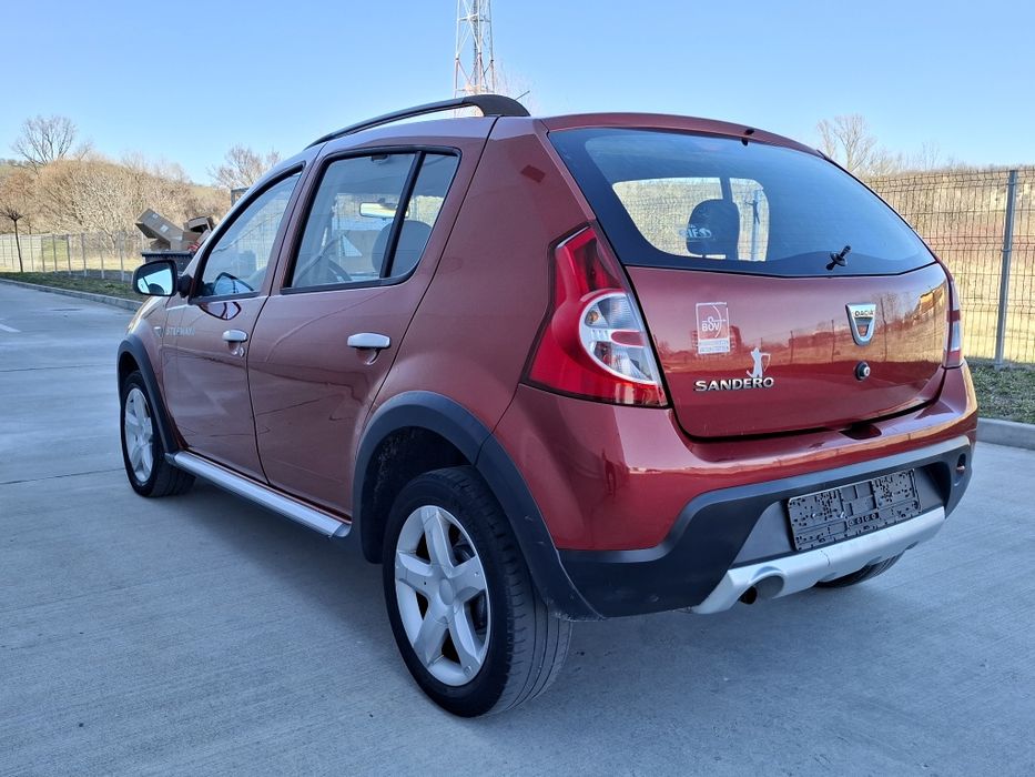 Dacia Sandero stepway an 2012 1.6 benzina euro 5 Germania jenti carte service