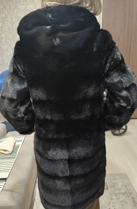 Шуба норковая с капюшоном