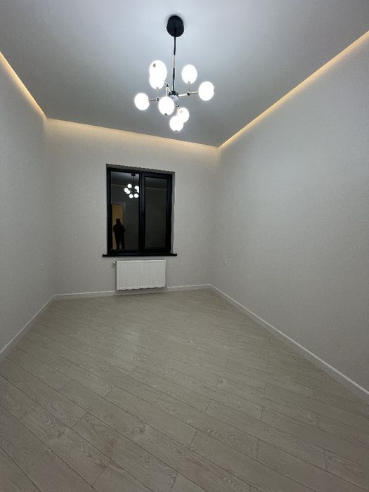 Yangi hayot chortoq mahallada uy sotiladi  138000$