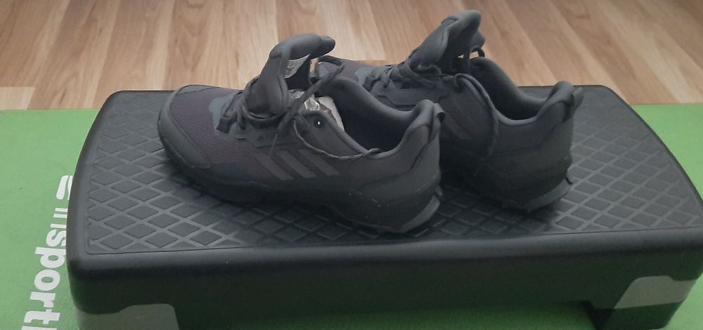 Adidas Terrex Ax4 noi originali 27.5 cm marime 42