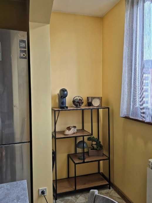 Дава се под наем Тристаен апартамент в София, Център - 71 кв.м за 820 € - Снимка #3