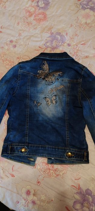 Джинсовки на девочку в идеальном состоянии, размер 158
