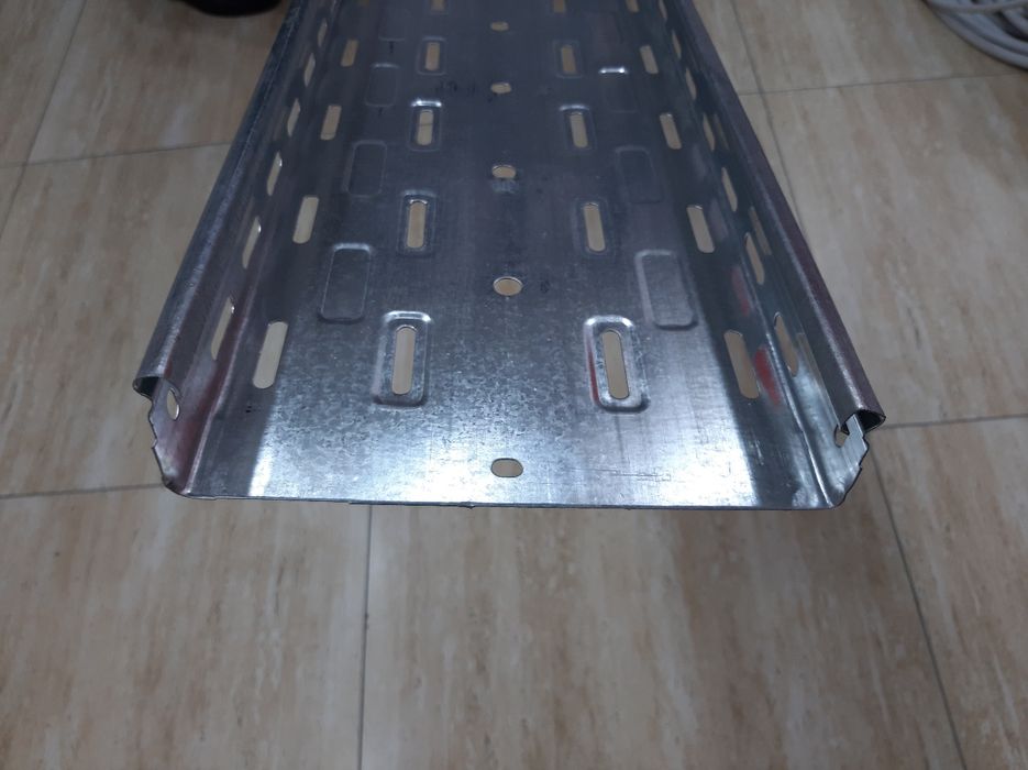 Лоток кабелный 50x50x3000 см подвесной