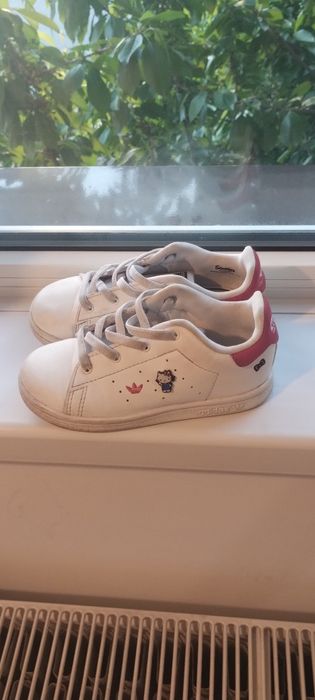 Adidas hello kitty