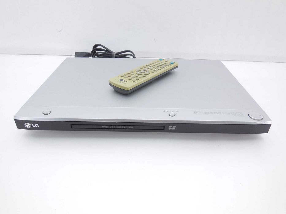 Музыкальный центр DVD LG LM K 3930