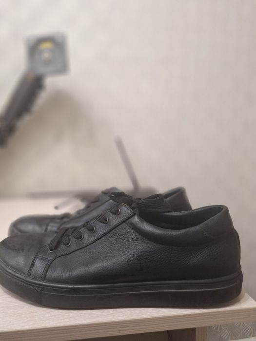 Кеды мужские продается