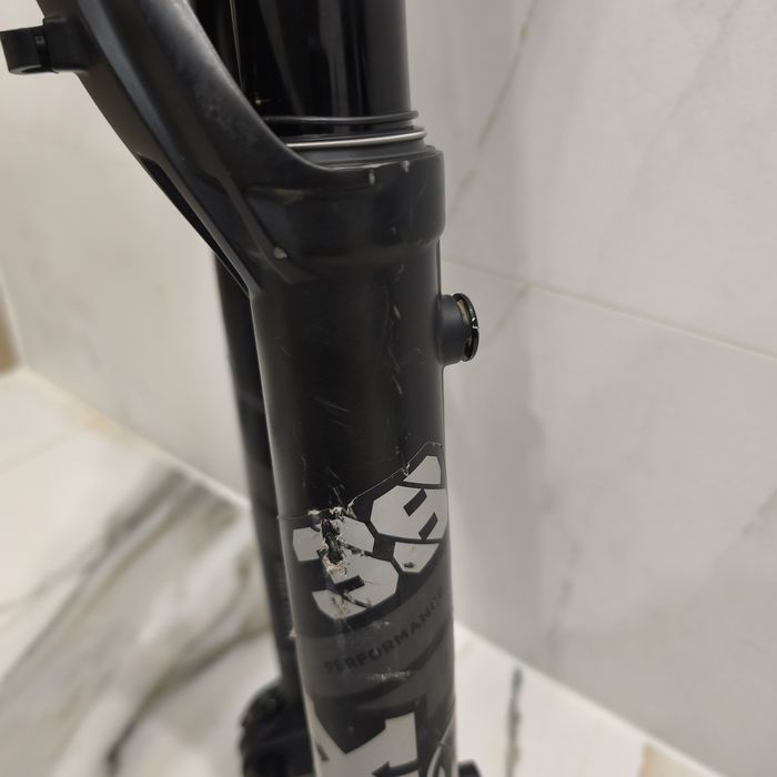Fox 38 elite grip 1