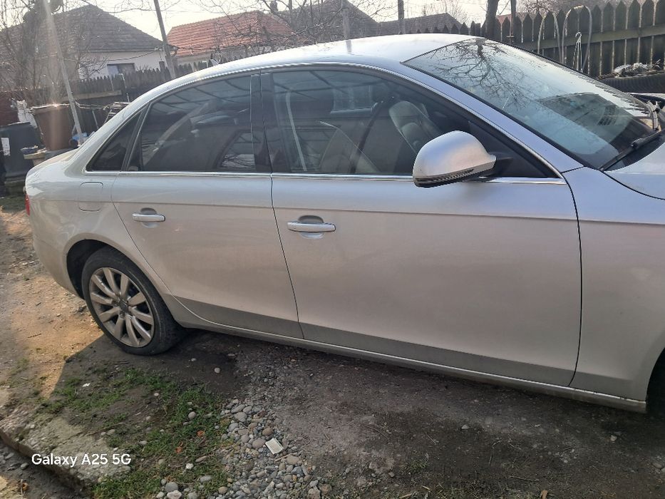 Vând Audi a4 b8 2010