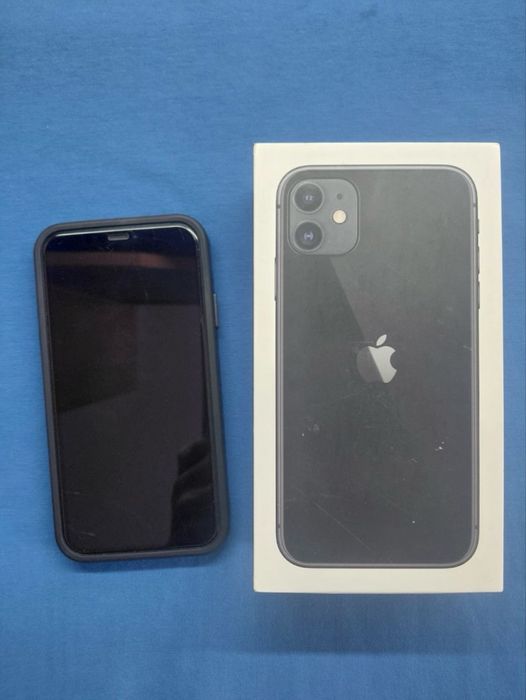 iPhone 11 в хорошем состоянии