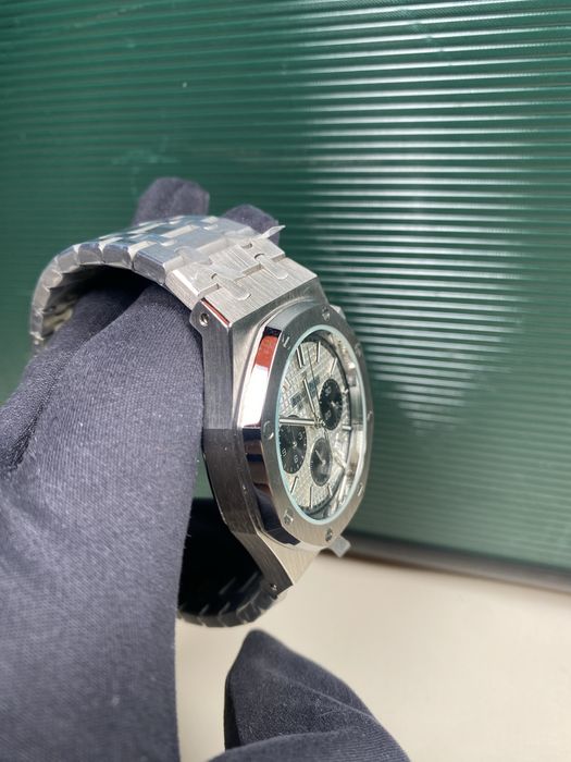 Часовник Audemars Piguet Offshore