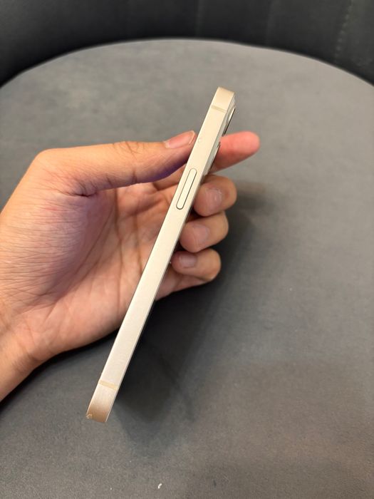 Продам iPhone 13 айфон 13