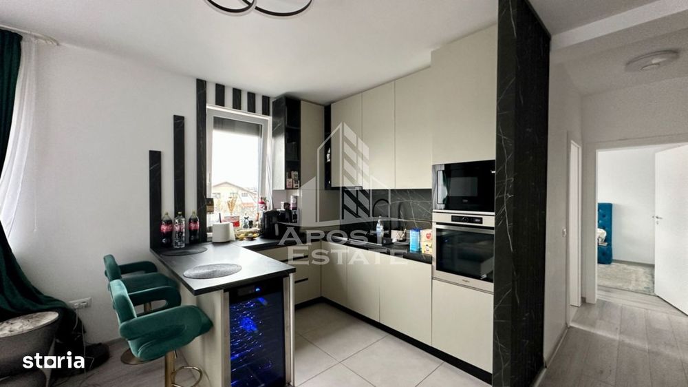 Apartament de vanzare cu 3 camere, etajul intai, Dumbravita