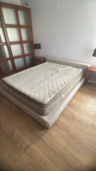 Vand pat cu saltea