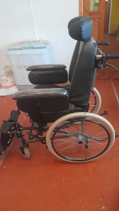 Коляска инвалидная