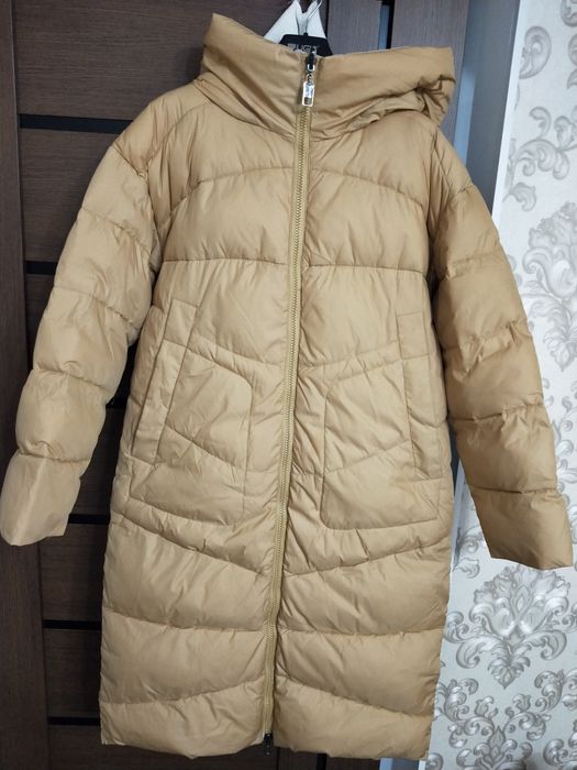 Продам пуховик зимний длинный