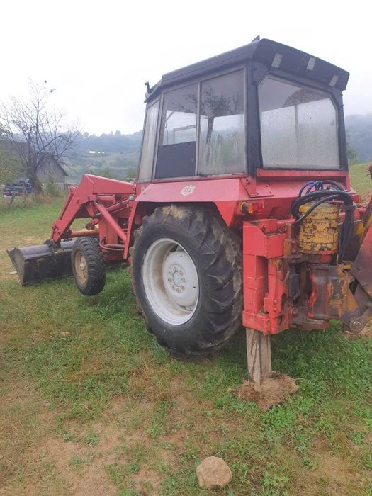 Vând buldoexcavator Massey Ferguson 50B, 1980 – complet funcțional