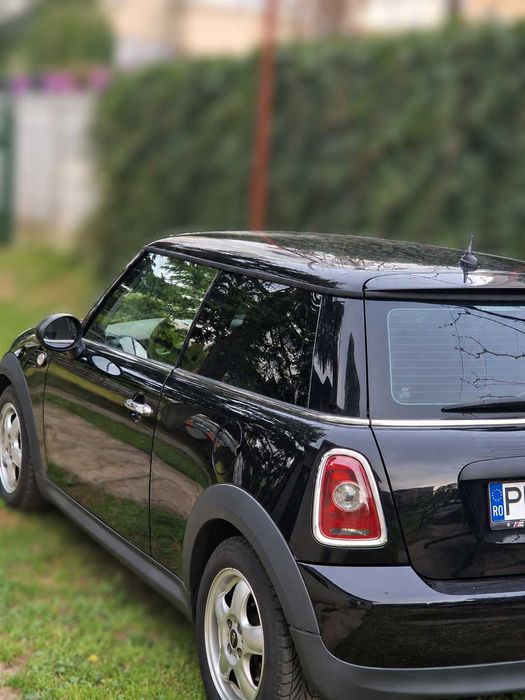 Vând Mini Cooper 2010 1.4 Benzină
