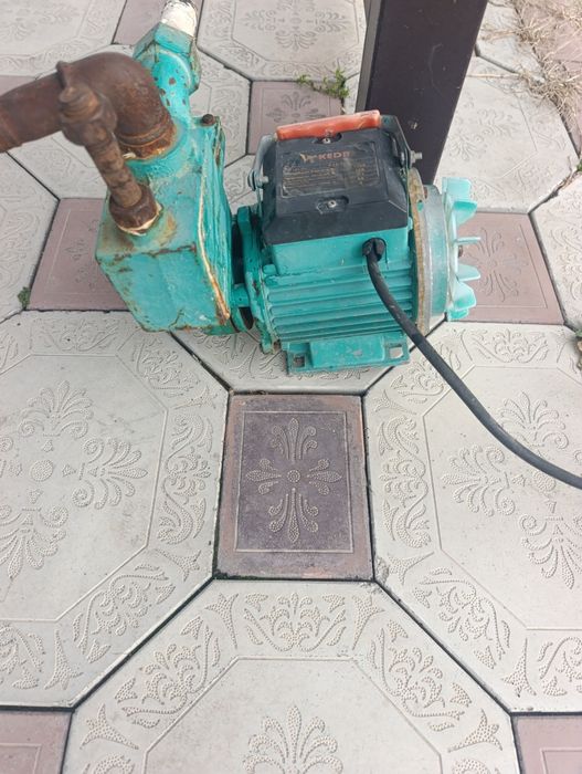 Продам водяной насос