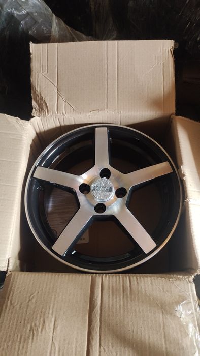 Диски литые 4х98 r15 4 штуки.